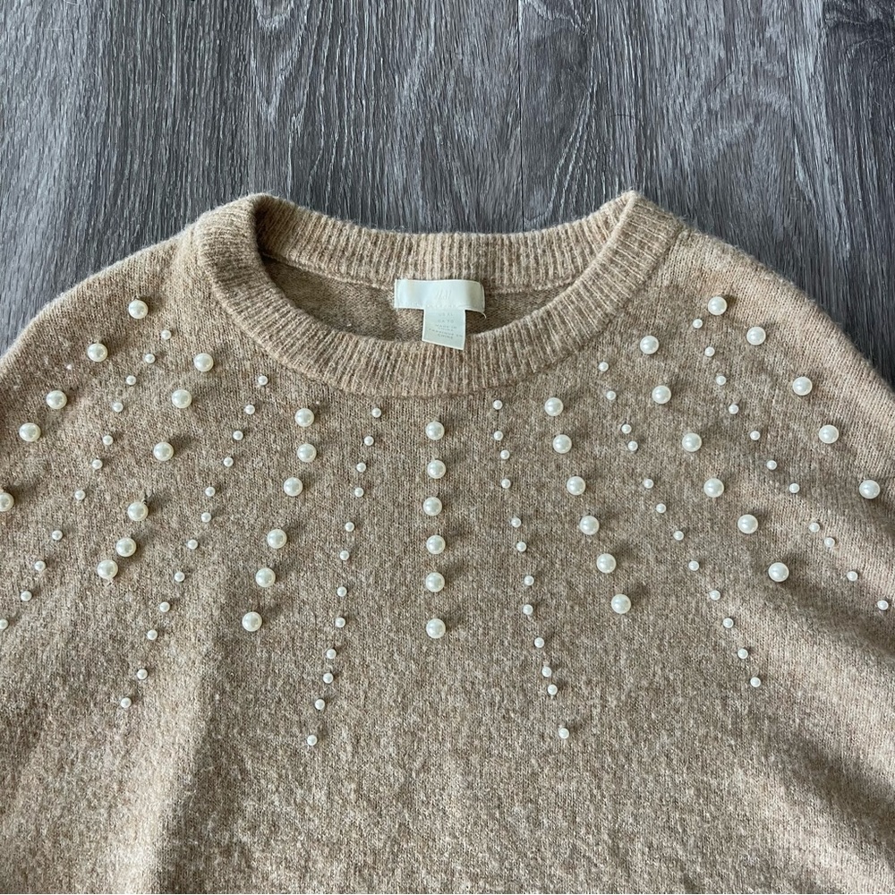 H&M Tan Pearl Sweater - Picture 3 of 9